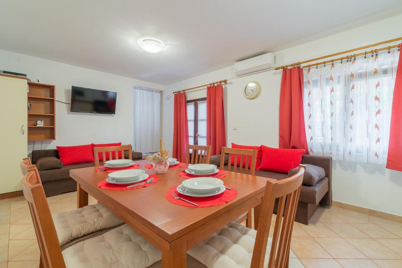 ויר Apartments Puskaric מראה חיצוני תמונה
